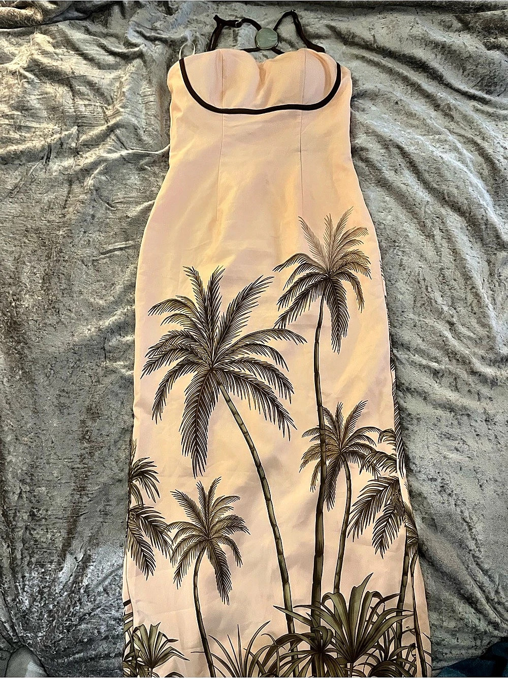 Palm Print Maxi Dress in Ivory - Picture 2 of 6